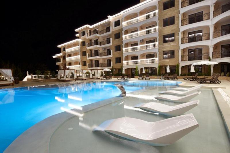 Valencia Gardens Deluxe Apartments Nesebar Exteriör bild