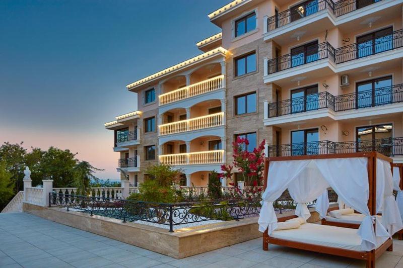 Valencia Gardens Deluxe Apartments Nesebar Exteriör bild
