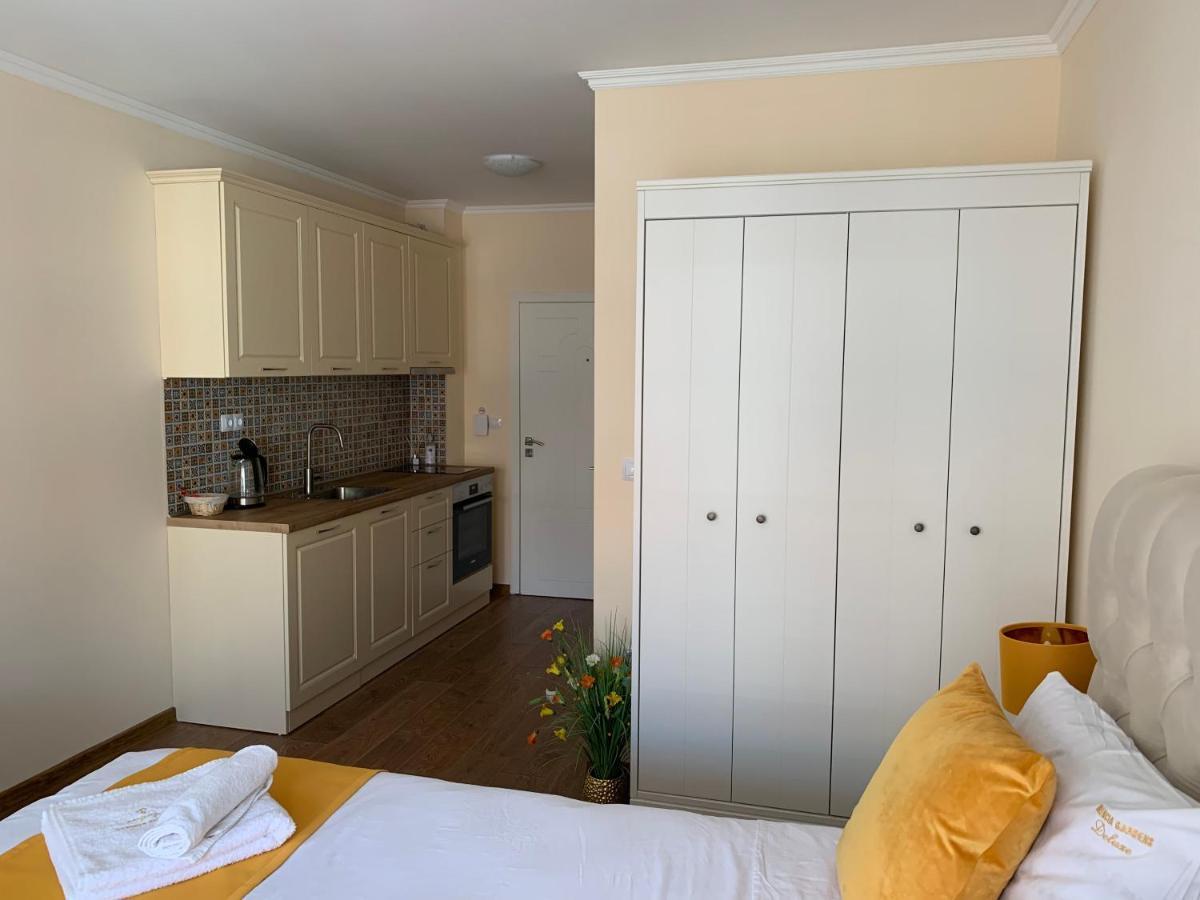 Valencia Gardens Deluxe Apartments Nesebar Exteriör bild